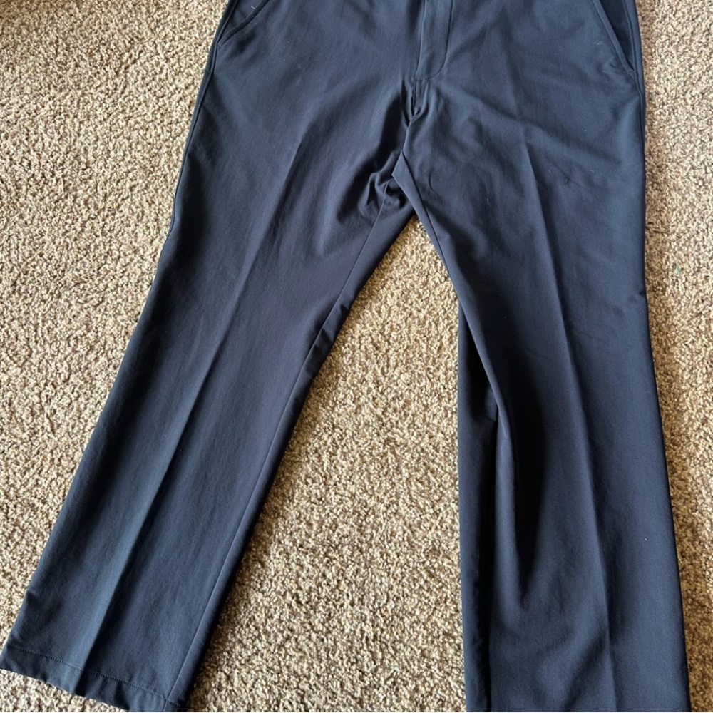 Under Armour Charcoal Gray dress Pants